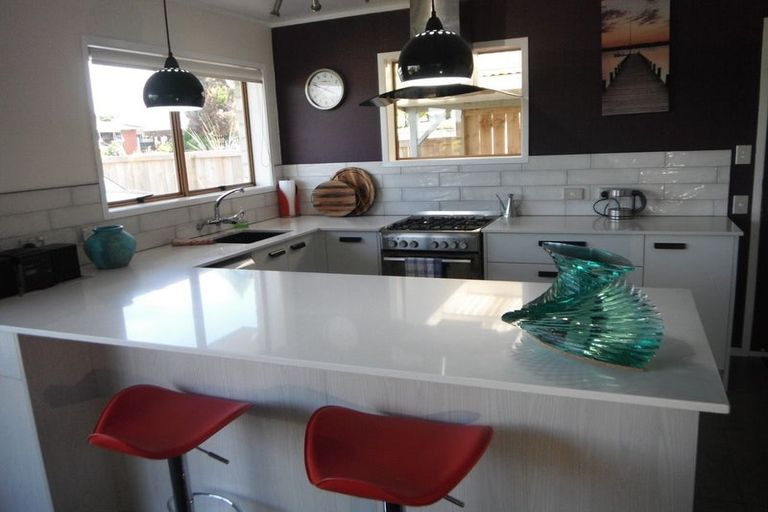 Photo of property in 12a Carter Drive, Pomare, Rotorua, 3015