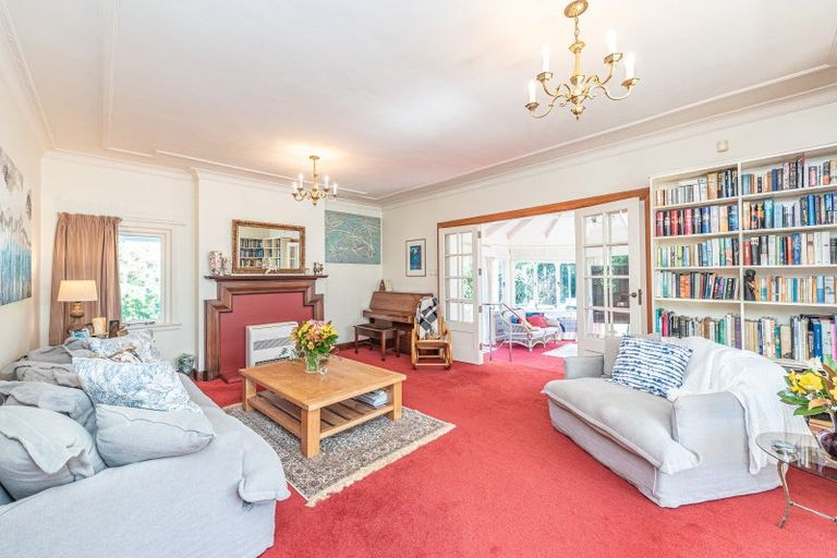 Photo of property in 32 Brassey Road, Saint Johns Hill, Whanganui, 4500