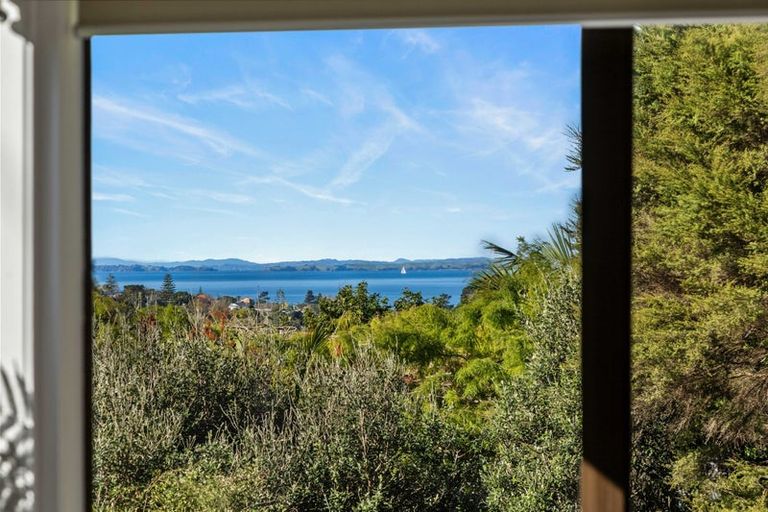 Photo of property in 811 East Coast Road, Northcross, Auckland, 0630