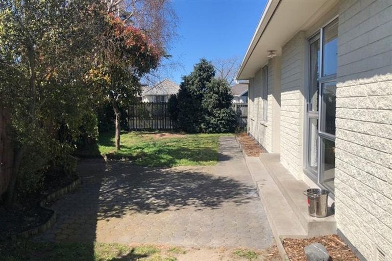 Photo of property in 6 Inverell Place, North New Brighton, Christchurch, 8083