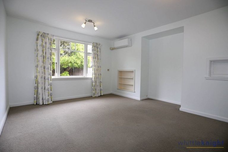 Photo of property in 124 Memorial Avenue, Burnside, Christchurch, 8053