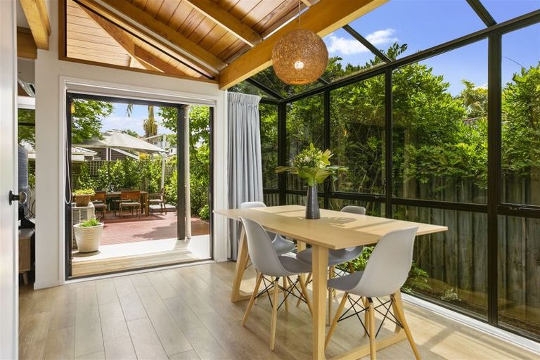 Photo of property in 5/18 Wolsley Avenue, Milford, Auckland, 0620