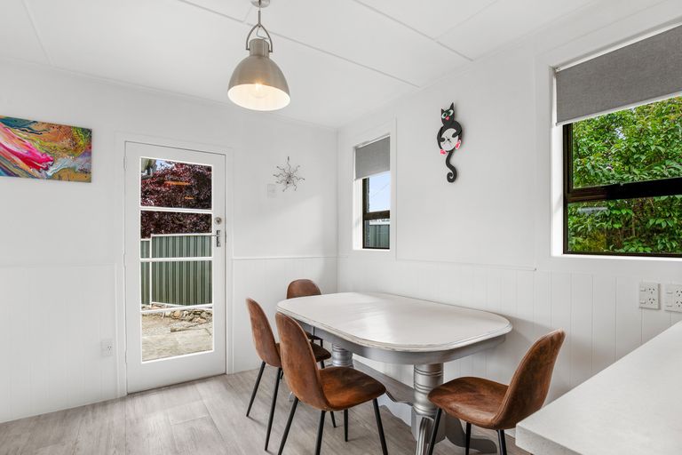 Photo of property in 2 Royal Terrace, Alexandra, 9320