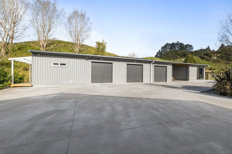 Photo of property in 186 Uruti Road, Uruti, Urenui, 4378