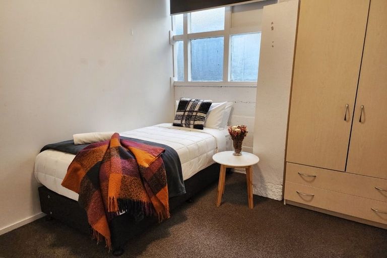 Photo of property in 2/38a Webb Street, St Albans, Christchurch, 8014