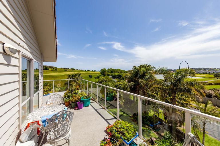 Photo of property in 340 Gulf Harbour Drive, Gulf Harbour, Whangaparaoa, 0930