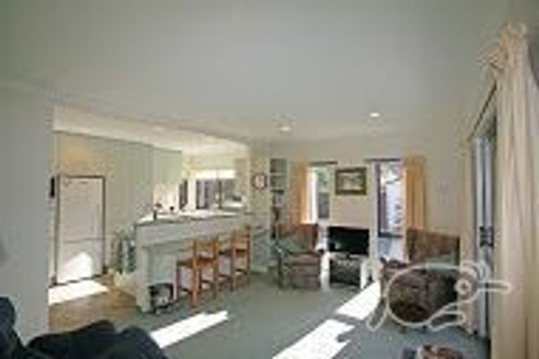 Photo of property in 10b Wedgewood Avenue, Cashmere, Christchurch, 8022