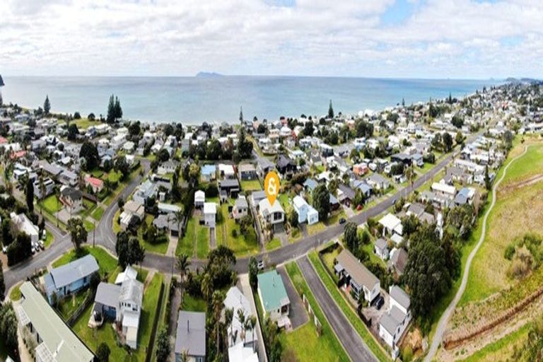 Photo of property in 5a Hillview Road, Waihi Beach, 3611