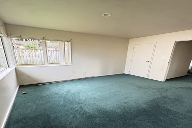 Photo of property in 31 Bronzewing Terrace, Unsworth Heights, Auckland, 0632