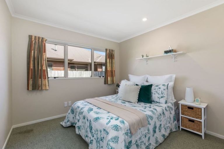 Photo of property in 11 Woodland Grove, Wainuiomata, Lower Hutt, 5014