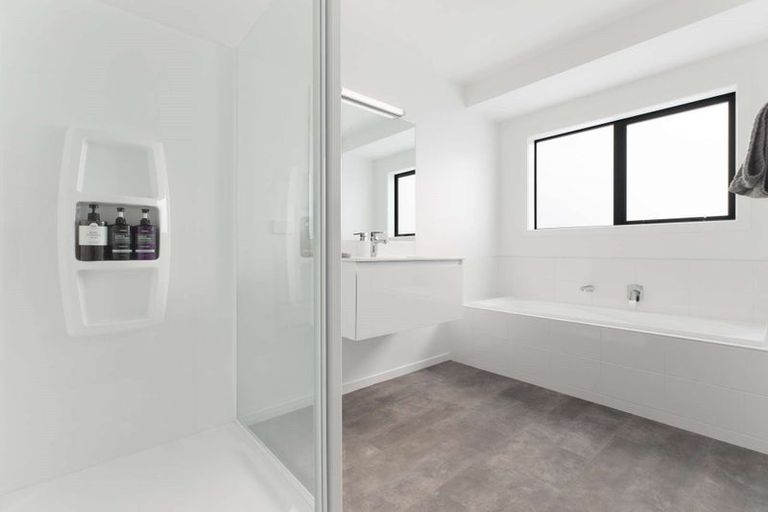 Photo of property in 3 Rosslands Avenue, Karaka, 2124