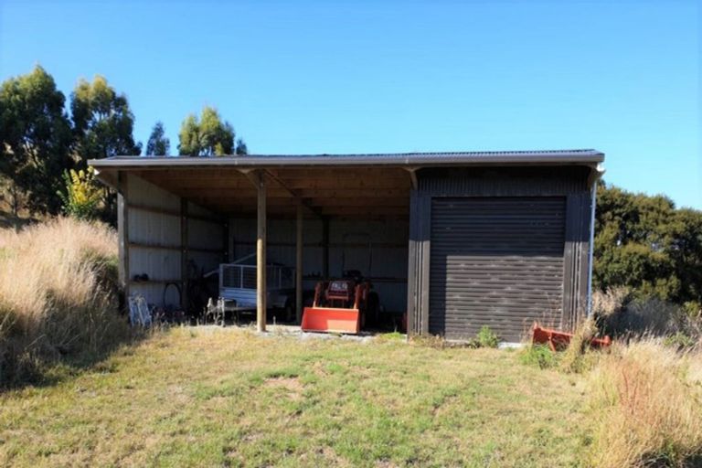 Photo of property in 400 Riverside Road, Martinborough, Carterton, 5792
