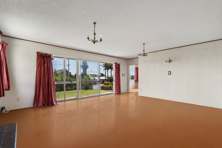 Photo of property in 1130 Papamoa Beach Road, Papamoa Beach, Papamoa, 3118