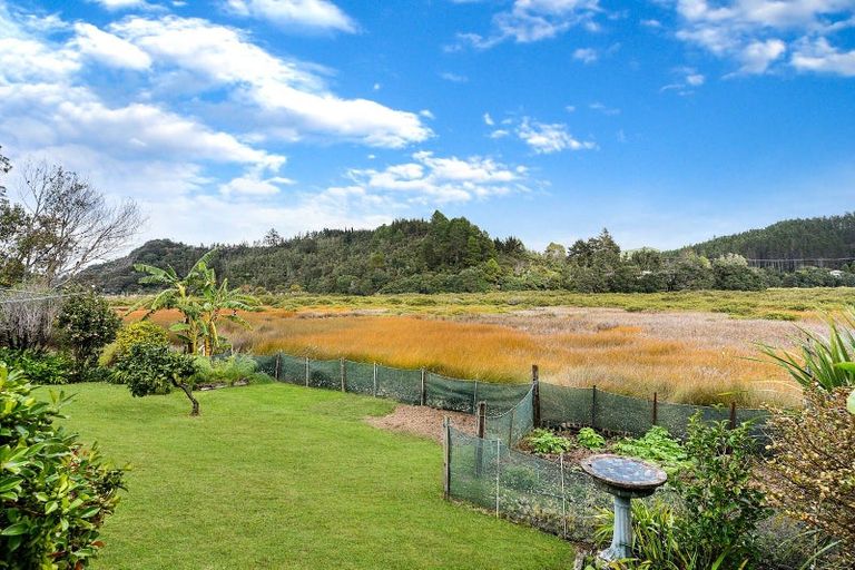 Photo of property in 140b Sharyn Place, Whangamata, 3620