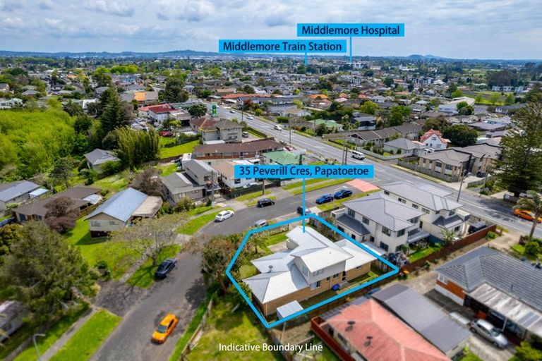 Photo of property in 35 Peverill Crescent, Papatoetoe, Auckland, 2025