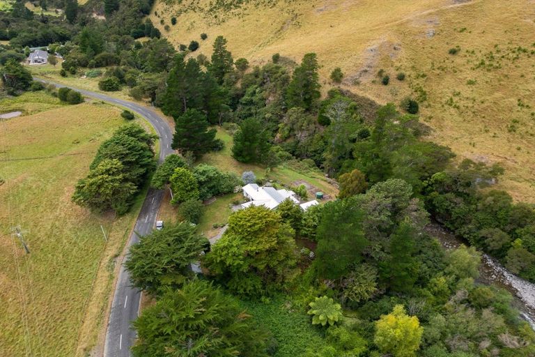 Photo of property in 93 Mount Holdsworth Road, Mount Holdsworth, Carterton, 5791