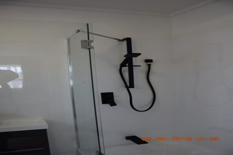 Photo of property in 24a Metcalfe Road, Ranui, Auckland, 0612