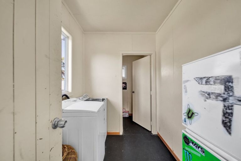 Photo of property in 35 Mawhitiwhiti Road, Normanby, Hawera, 4614