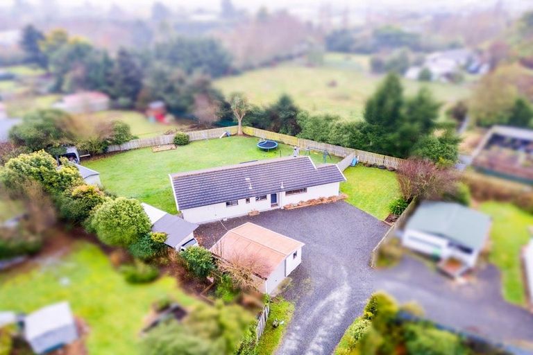 Photo of property in 16 Torlesse Crescent, Darfield, 7510