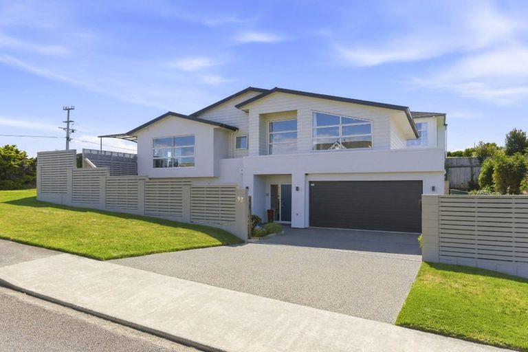 Photo of property in 91 Seaview Road, Paraparaumu Beach, Paraparaumu, 5032