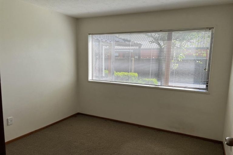 Photo of property in 41 Sayers Crescent, Ilam, Christchurch, 8041