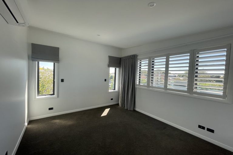 Photo of property in 57a Garreg Road, Bryndwr, Christchurch, 8052