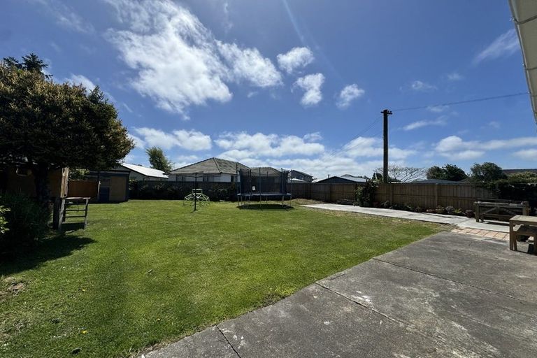 Photo of property in 37 Fenchurch Street, Redwood, Christchurch, 8051
