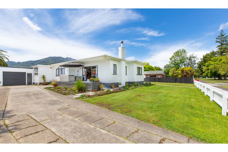 Photo of property in 86 Stanley Avenue, Te Aroha, 3320
