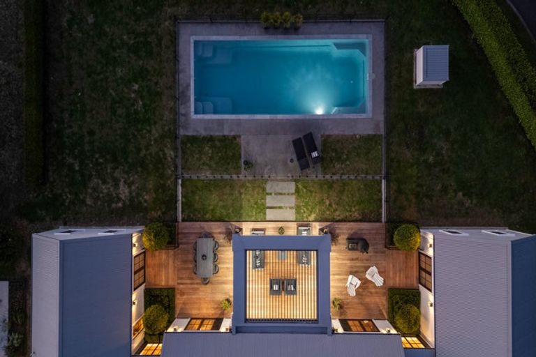 Photo of property in 3/45 Saint Kilda Road, Cambridge, 3434