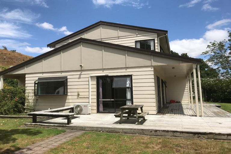 Photo of property in 619 Ararimu Road, Ararimu, Drury, 2579