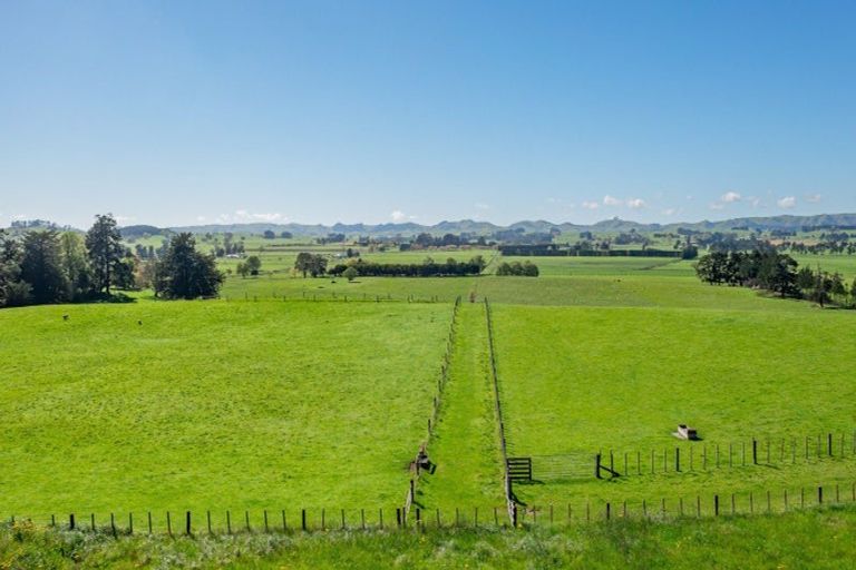 Photo of property in 295 Porangahau Road, Waipukurau, 4282