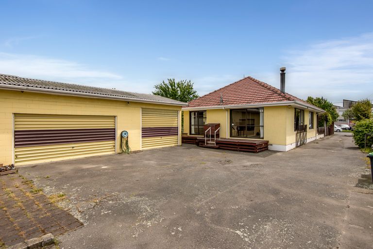 Photo of property in 39 Branston Street, Hornby, Christchurch, 8042