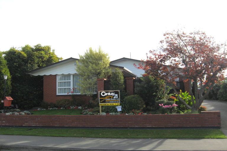 Photo of property in 17 Cheyenne Street, Sockburn, Christchurch, 8042