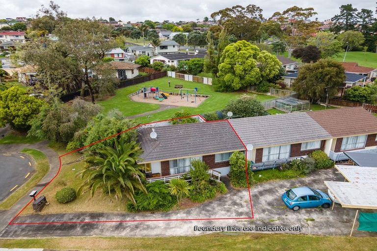 Photo of property in 1/17 Ballater Place, Highland Park, Auckland, 2010