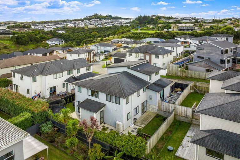 Photo of property in 1 Crompton Place, Orewa, 0931