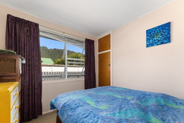 Photo of property in 18b Nelson Square, Picton, 7220