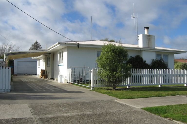 Photo of property in 25 Elizabeth Street, Feilding, 4702