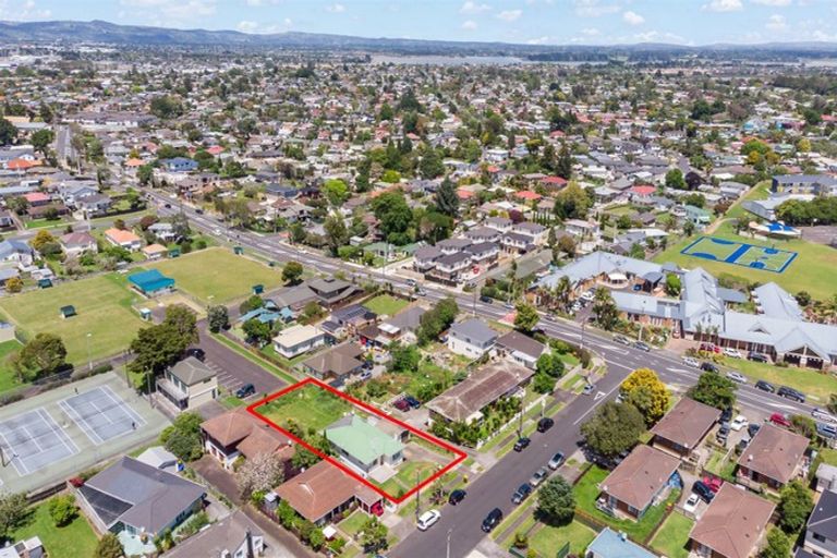 Photo of property in 1 Frances Street, Manurewa, Auckland, 2102