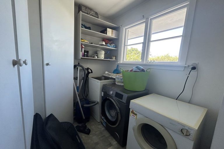 Photo of property in 1/12 Beatrice Place, Avonhead, Christchurch, 8042