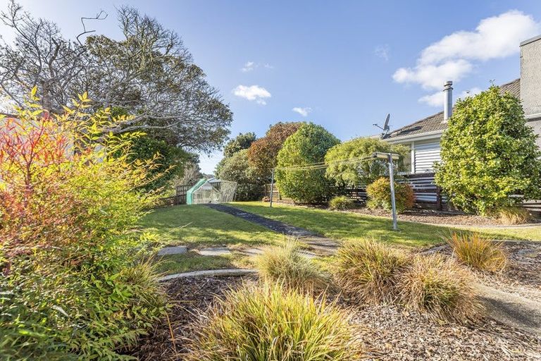 Photo of property in 22 Larsen Crescent, Tawa, Wellington, 5028