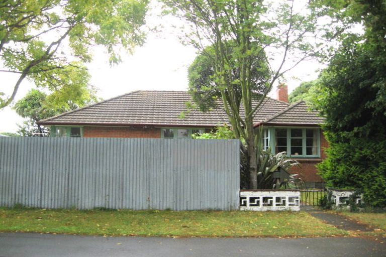 Photo of property in 24 Belfield Street, Dallington, Christchurch, 8061