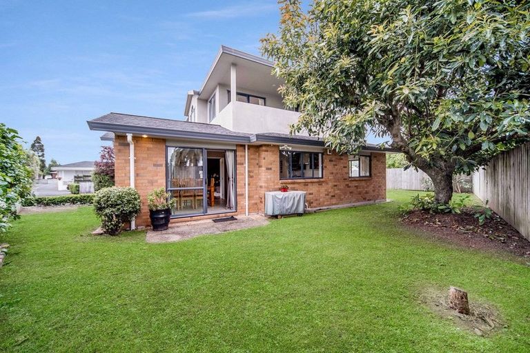 Photo of property in 21a Edmund Hillary Avenue, Papakura, 2110