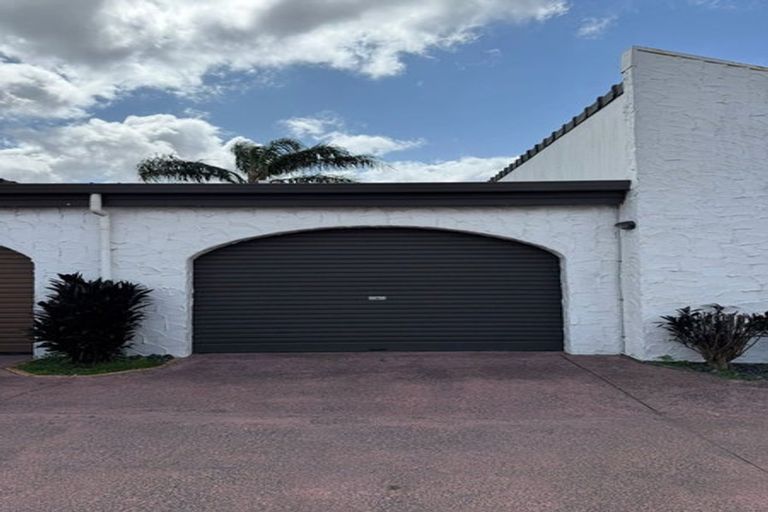 Photo of property in 2/464 Great South Road, Papatoetoe, Auckland, 2025