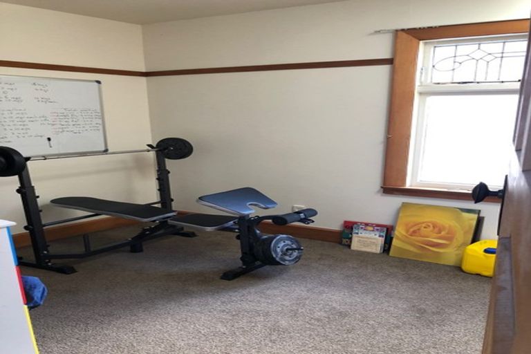 Photo of property in 173 Fifield Terrace, Opawa, Christchurch, 8023