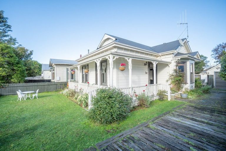 Photo of property in 16 Worcester Street, West End, Palmerston North, 4410