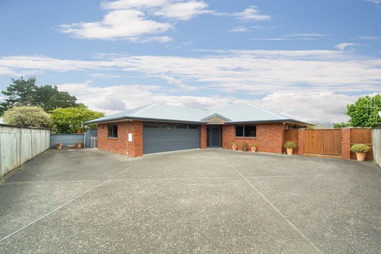Photo of property in 10 Ursula Drive, Feilding, 4702