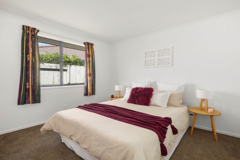 Photo of property in 49 Gibson Place, Papamoa Beach, Papamoa, 3118