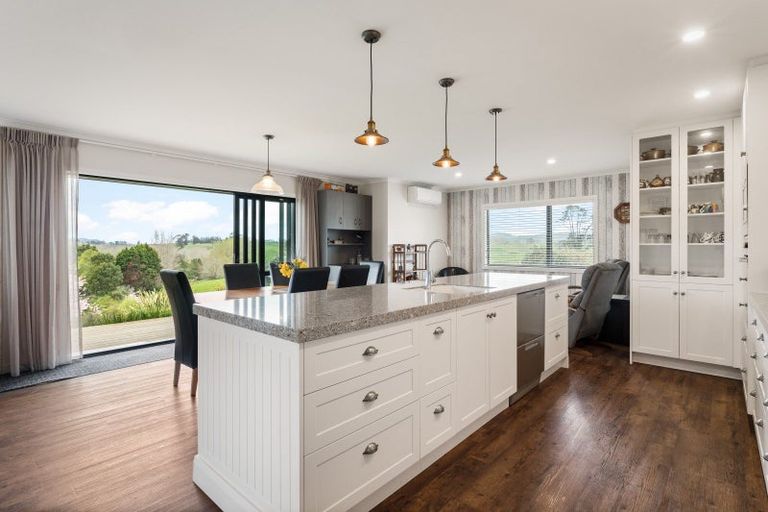 Photo of property in 155 Waitekauri Road, Waikino, Waihi, 3682