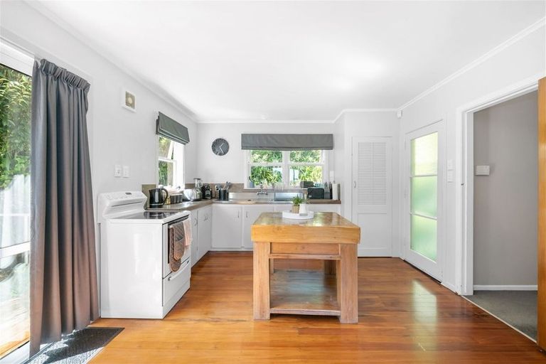 Photo of property in 146 Ti Rakau Drive, Pakuranga, Auckland, 2010