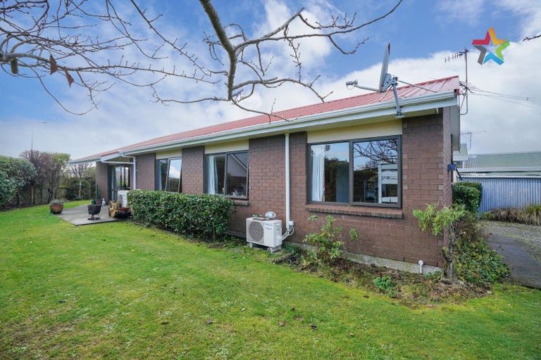 Photo of property in 16 Gretna Street, Heidelberg, Invercargill, 9812